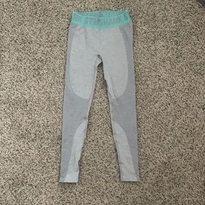 Gymshark leggings size small, grey
